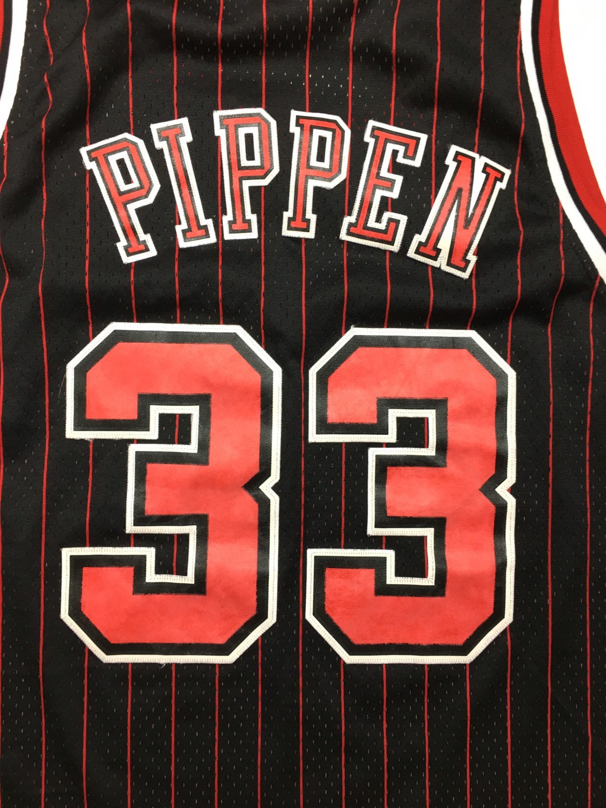 1995-96 CHICAGO BULLS PIPPEN #33 ADIDAS HARDWOOD CLASSICS JERSEY (AWAY) S