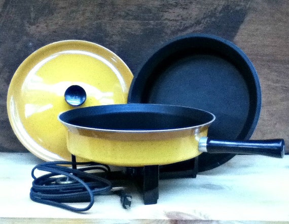 70s Yellow West Bend Electric Skillet, Electric Frying Pan, Mid Century  Electric Skillet, Vintage Frying Pan, Vintage Electric Frying Pan