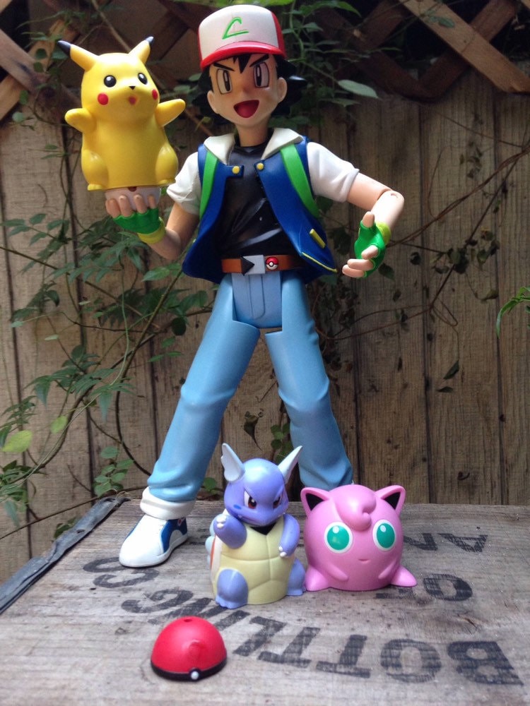 Rare Original Pokemon Nintendo Hasbro Talking Ash Action