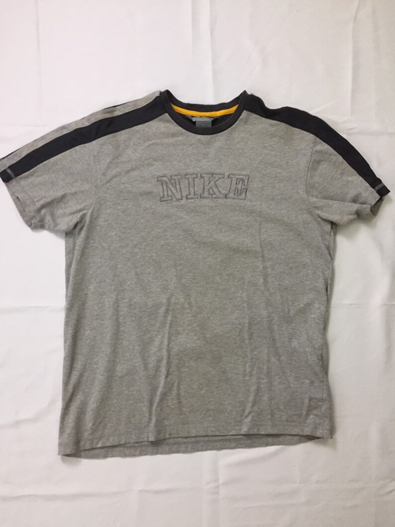 nike embroidered tee