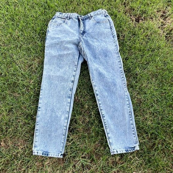 Vintage 80s 90s Acid Washed Calvin Klein High Waisted Rise Taper Leg Mom Jeans