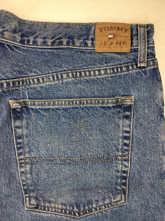 tommy hilfiger 90s baggy jeans