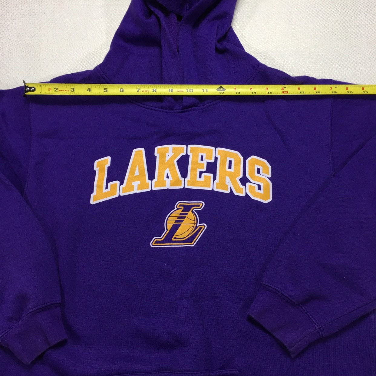 Vintage NBA L.A. Lakers Hoodie Purple Large - Cloak Vintage