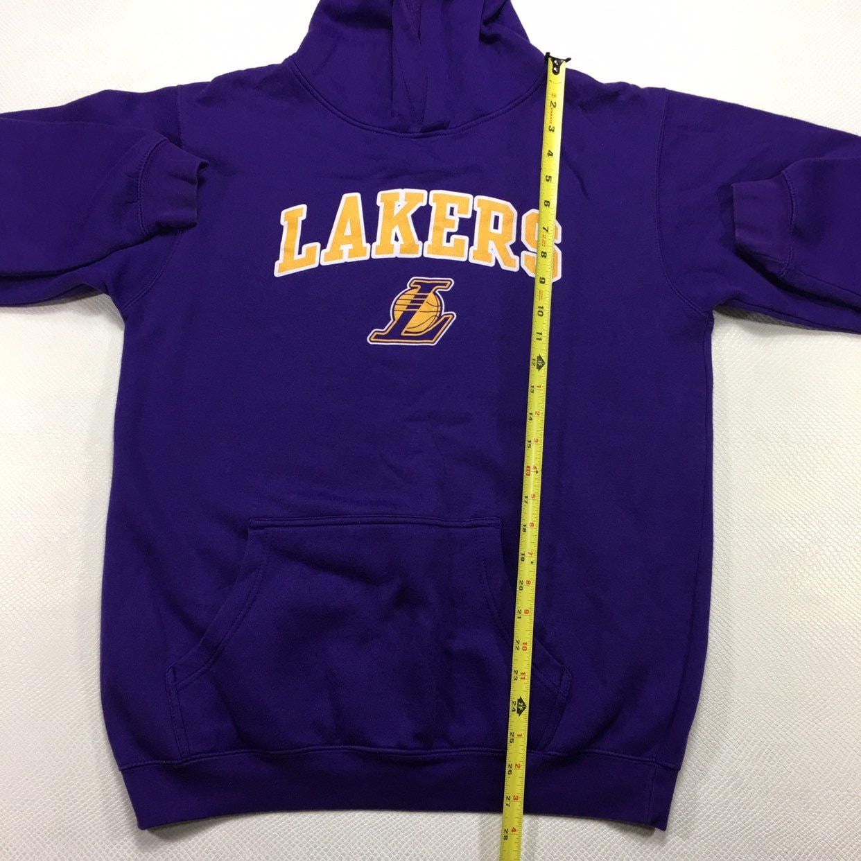 vintage nike lakers sweatshirt