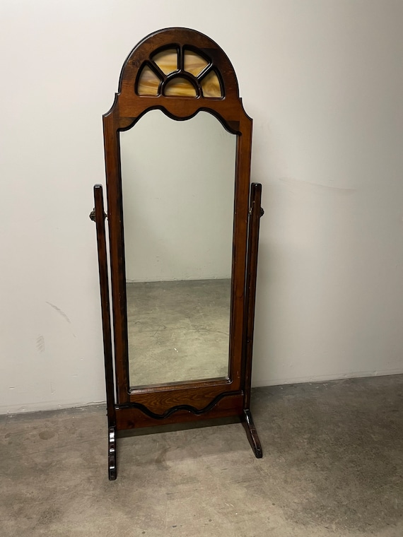 Cheval cheap mirror stand
