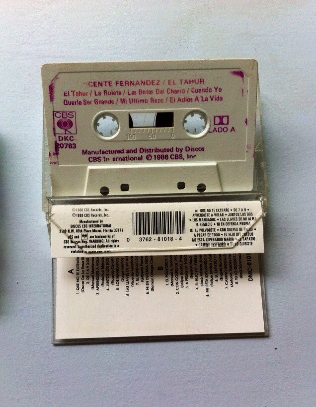 FREE Shipping Lot of 2 Vicente Fernandez, Cassettes, Cassette tapes