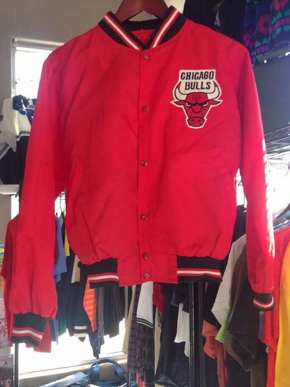 bulls starter jacket 90s