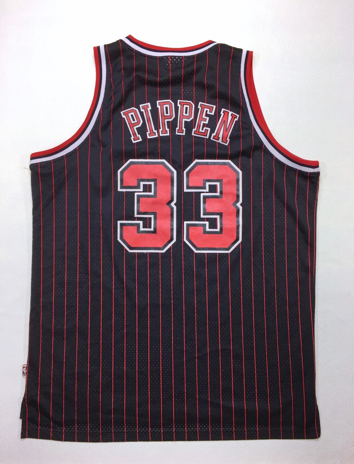 1995-96 CHICAGO BULLS PIPPEN #33 ADIDAS HARDWOOD CLASSICS JERSEY (AWAY) S