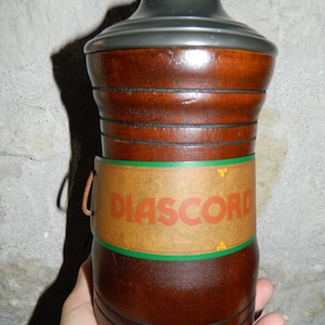 Pretty wooden box, tobacco pot signed DIASCORDIUM