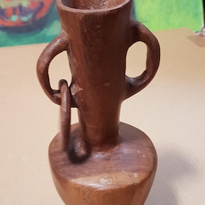 Jarrón de madera torneada