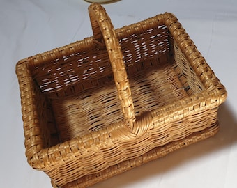 basket with metal belt