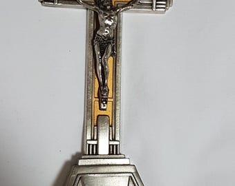 Metal CRUCIFIX on base