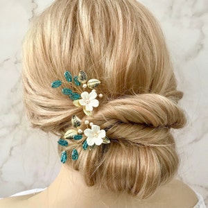 Hair pins, teal flower hair pins with shell pearls, bridesmaids hair pins, bridal hair piece, bobby pins,