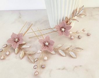 Wedding hair pins, 3 Dusty pink bridal hair pins with freshwater pearls perfect for the Bride or Bridesmaid , Bobby pins,