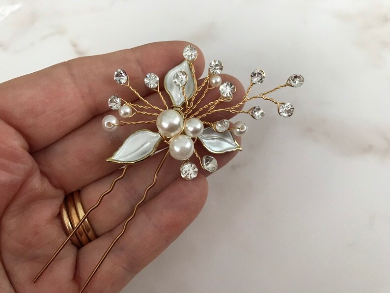 Hair pins 3 Gold hair pins Gold hairpiece Gold headpiece Crystal pins Bridesmaids hair pins Brides hair piece Bridal hair accessories