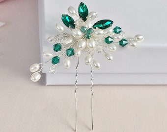 Bridal hair pin, Emerald green crystal, Pearl hair pin, Wedding hair accessories, Bridesmaids hair pin, Hair jewelry, Bobby pins,