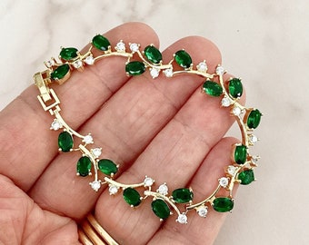 Gold bracelet, Emerald green jewellery,  Bridesmaids bracelet, Gold crystal bracelet, Wedding jewelry, Gift for wife,Mother of the bride