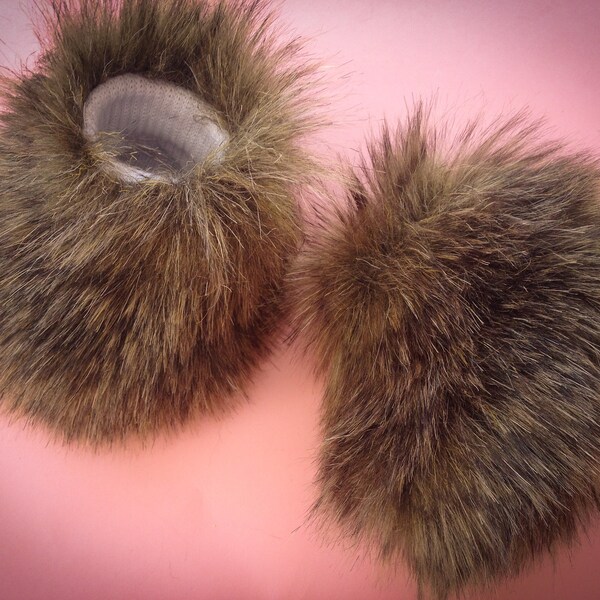 Newborn Cute Faux Fur Boots in Exotic Color/Newborn Photo Prop/ Baby Modern Boots/Birthday's Gift/Toddler Moccasin/Baby All Season Outfit