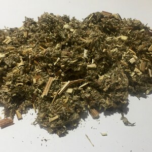 Organic Mugwort Dry Herb 1oz (Artemisia vulgaris)