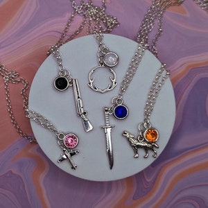 Yellowjackets Charakter inspirierte Mini Juwel & Charm Halsketten - Shauna, Natalie, Misty, Lottie, Van, Taissa, Jackie, Mari ++