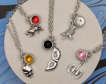 Persona 5 Royal Charakter inspirierte Mini Juwel & Charm Halsketten - Alle Phantomdiebe - Joker, Ann, Ryuji, Futaba, Haru, Akechi, ++