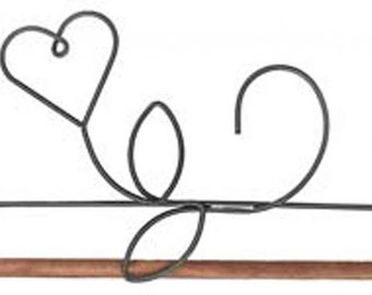 12 Inch Witch/'s Hat Shaped Project Holder or Quilt Hanger Dark Gray Metal with Wooden Dowel From Ackfeld Manufacturing BRAND NEW