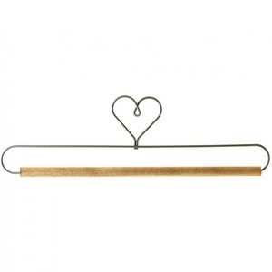9 Inch Heart Project Holder or Quilt Hanger Dark Gray Metal with Wooden Dowel From Ackfeld Manufacturing BRAND NEW