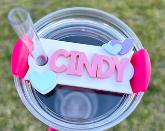 Valentines Day tumbler topper, Hearts Personalized Name Tag for Tumbler Lid, acrylic name plate for tumbler, Cup Name plates,