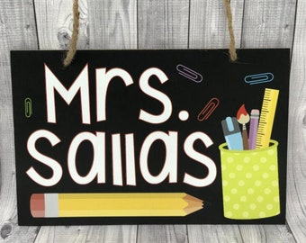 Personalized Teacher Chalkboard Sign, teacher name door hanger, teacher door decoration, teacher name sign for the door, teacher name sign