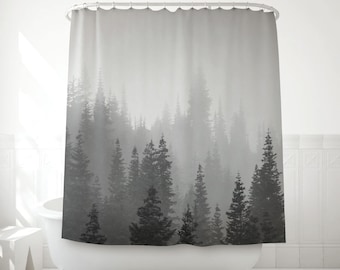 Cortina de ducha con diseño de bosque brumoso, pinos blancos y negros, decoración moderna para el baño.