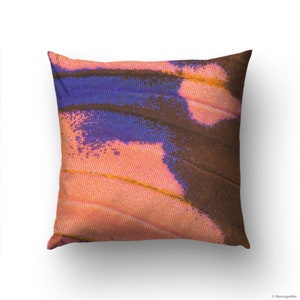 Fodera per cuscino raffigurante un'ala di farfalla Purple Flusher, federa per cuscino Butterfly Dream per la decorazione di stanze o cuscini per eventi, colore salmone. MW164