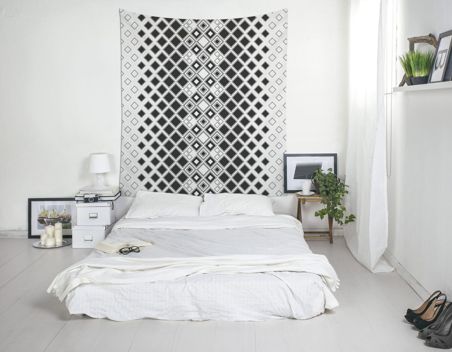 Black And White Tapestry Geometric Wall Art Modern Tapestry Etsy Black And White Tapestry Geometric Wall Art Modern Tapestry Etsy