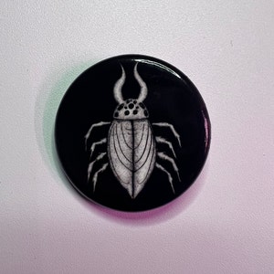 Knop buitenaards insect | Insecten | Knoppen en pinnen