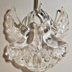 Marquis Waterford Kissing Doves Crystal Millennium Ornament 1999/2000- NIB