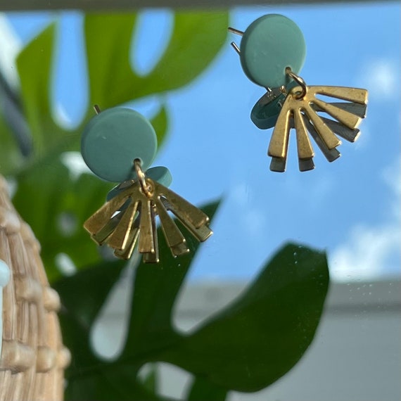 Sunray Studs