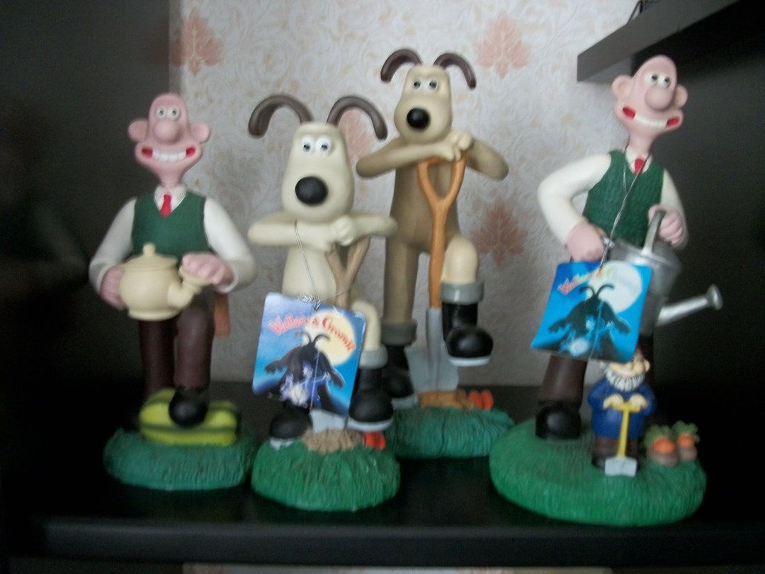 RARE Wallace and Gromit Pottery Garden Ornaments Aardman Etsy.de