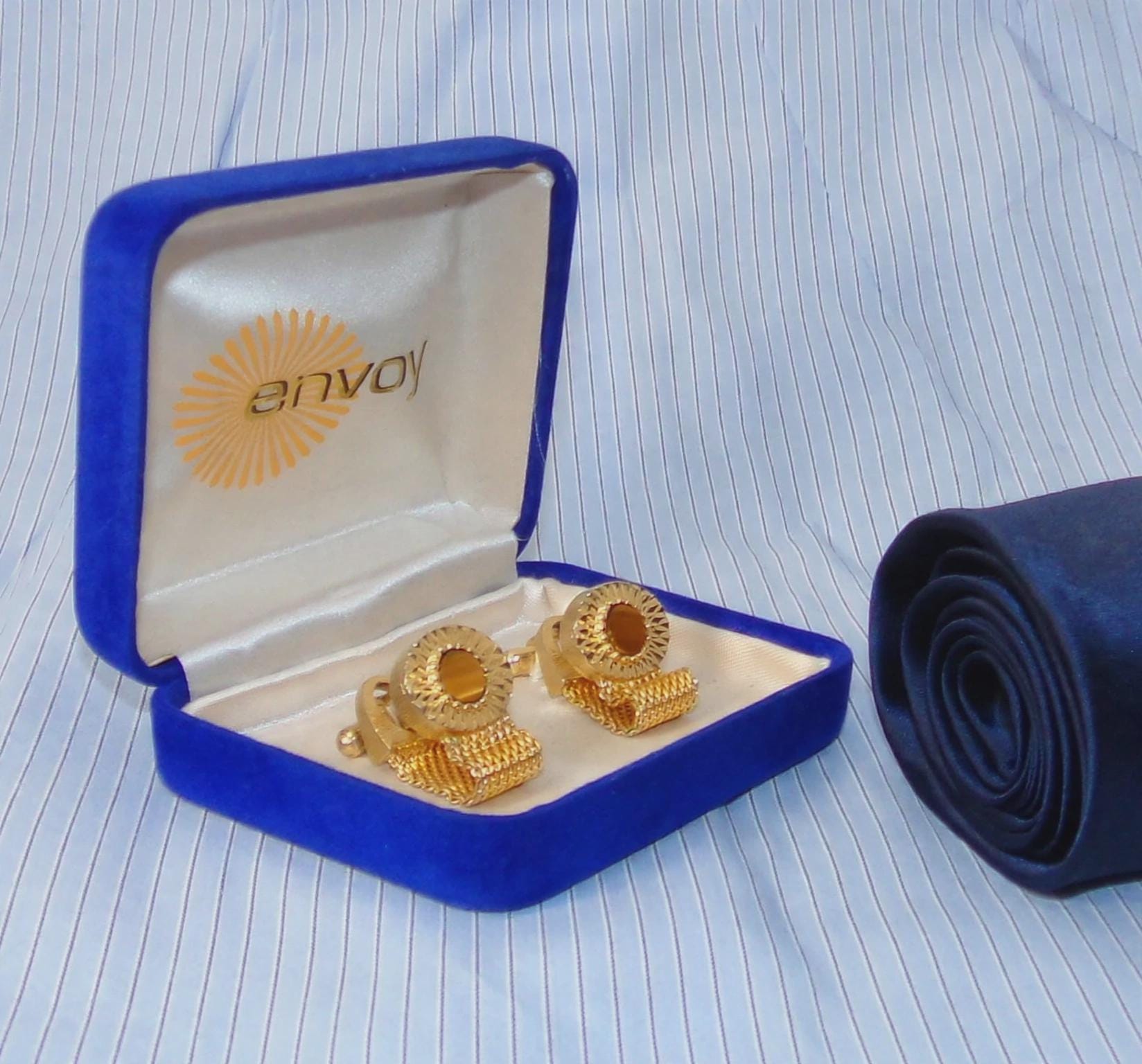 Vintage Envoy Cat's Eye Mesh Wrap Gold Tone Cufflinks 1960s Original Box Mint