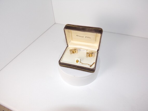 058-vintage SWANK Gold Tone Tigers Eye Grand Prix Cufflinks