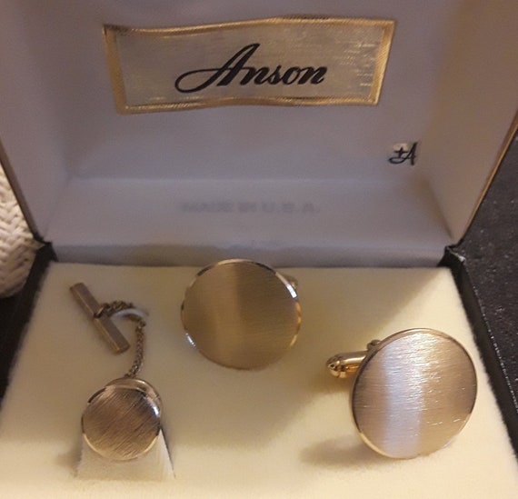 014 Vintage Anson Cufflink's Set . New old Stock … - image 1