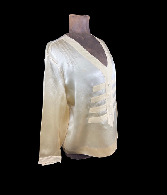 Vintage c. 1930 Ivory Silk Blouse Art Deco with S… - image 3