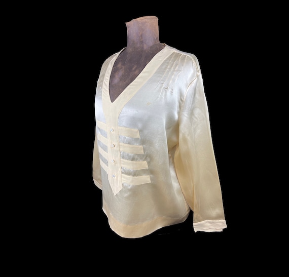 Vintage c. 1930 Ivory Silk Blouse Art Deco with S… - image 1