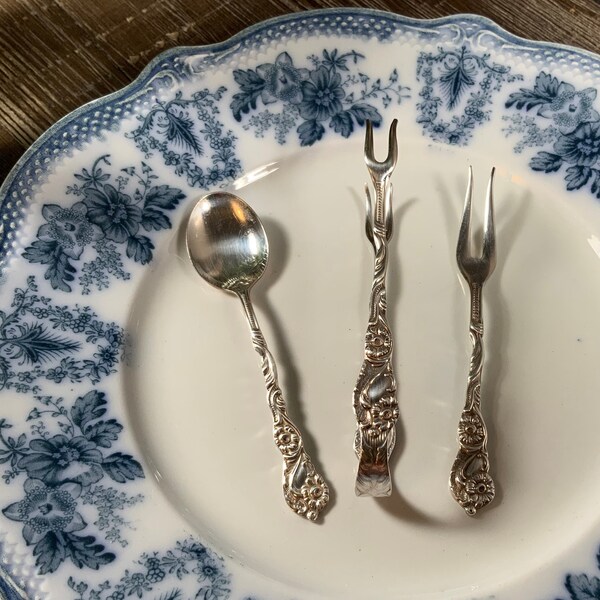 Intricate Nils Johan NIJ4 Demitasse Set - Sugar Tongs with Demitasse Spoon and Lemon Fork - Coffee / Tea Service - Floral Silverplate Sweden