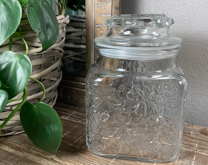 Princess House FANTASIA Canister Small Square Jar / Air Tight Storage