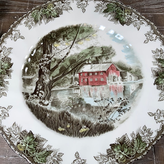 Johnson Bros THE FRIENDLY VILLAGE Buffet Dinner Plate - the Old