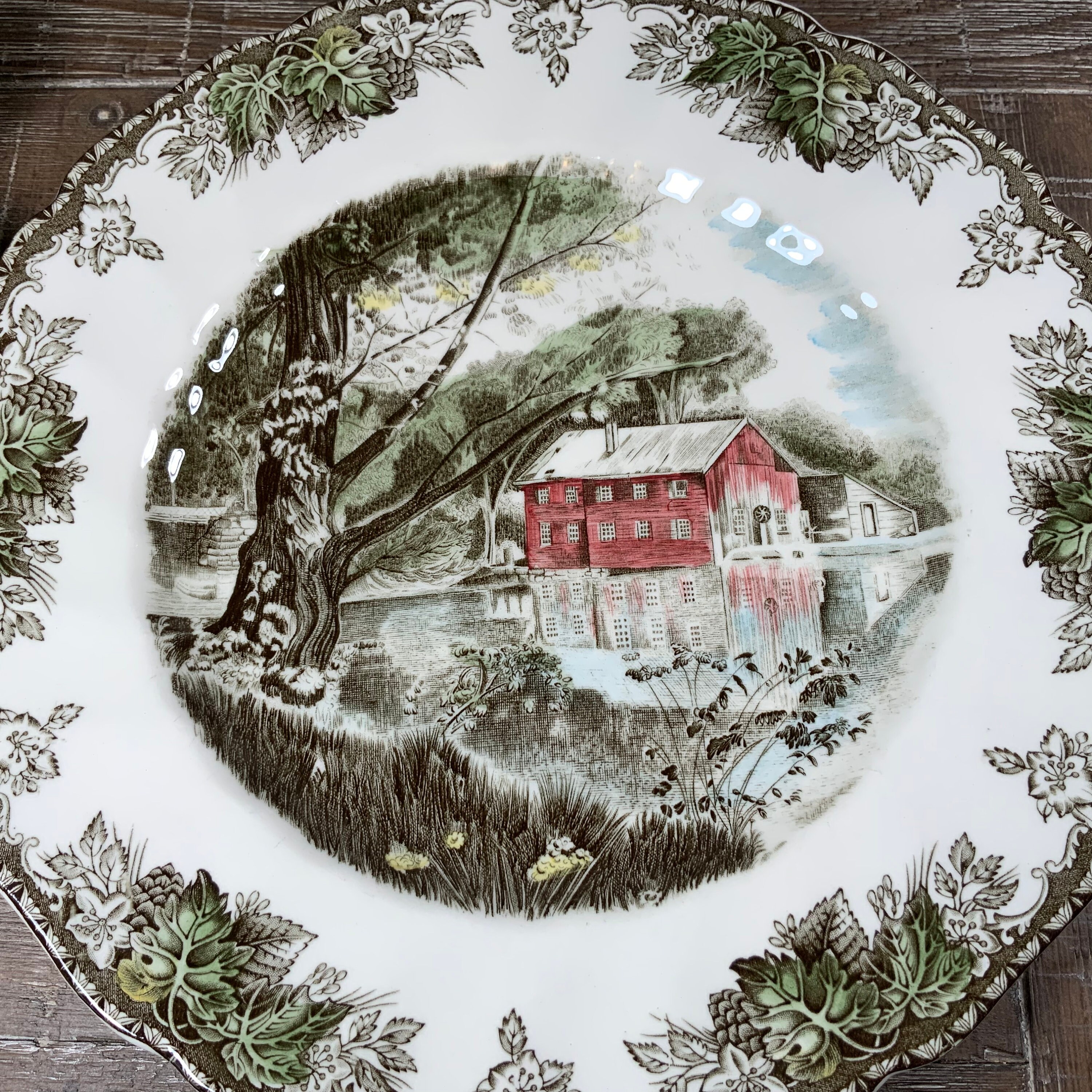 Johnson Bros THE FRIENDLY VILLAGE Buffet Dinner Plate - the Old