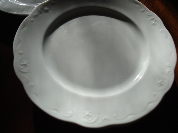 6 ! Syracuse China PLYMOUTH Antique Luncheon Plates