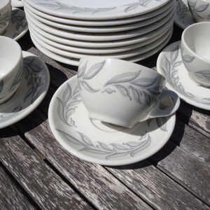 6 ! Syracuse China PLYMOUTH Antique Luncheon Plates