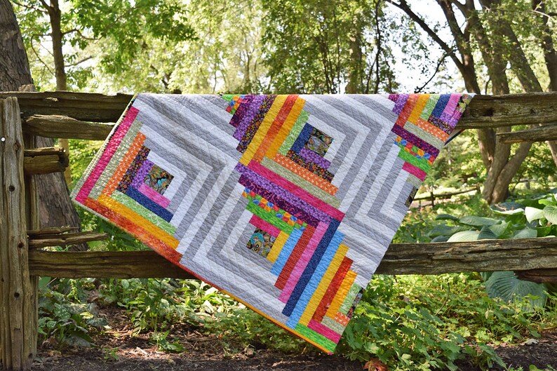 Modern log cabin quilt image 3