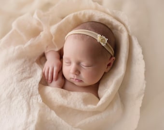 Gefilzte Schicht aus Merino Seide mit Organischem Look, Neugeborenen Fotografie Requisiten, Gefilzte Schichten, NATÜRLICHE CREME