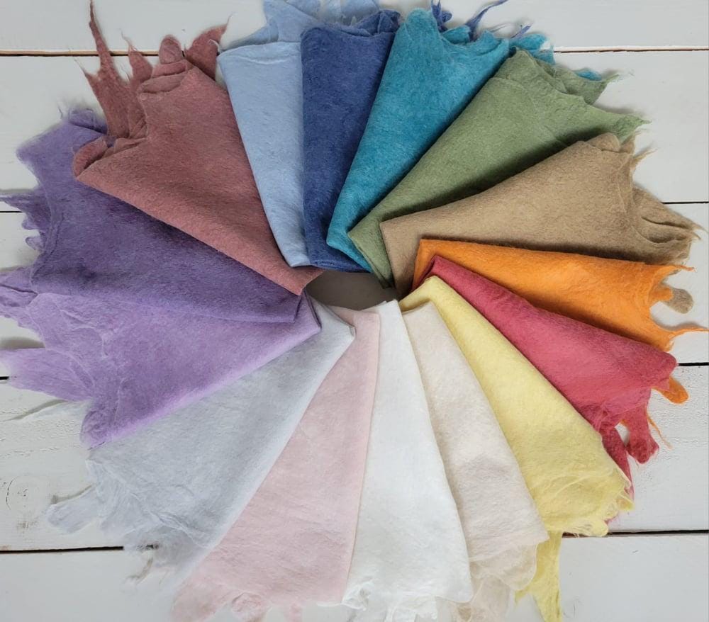 Gefilzte Schicht aus Merino Seide mit organischem Look, Neugeborenen Fotografie Requisiten, gefilzte Schichten, Merino Wraps, verschiedene Farben